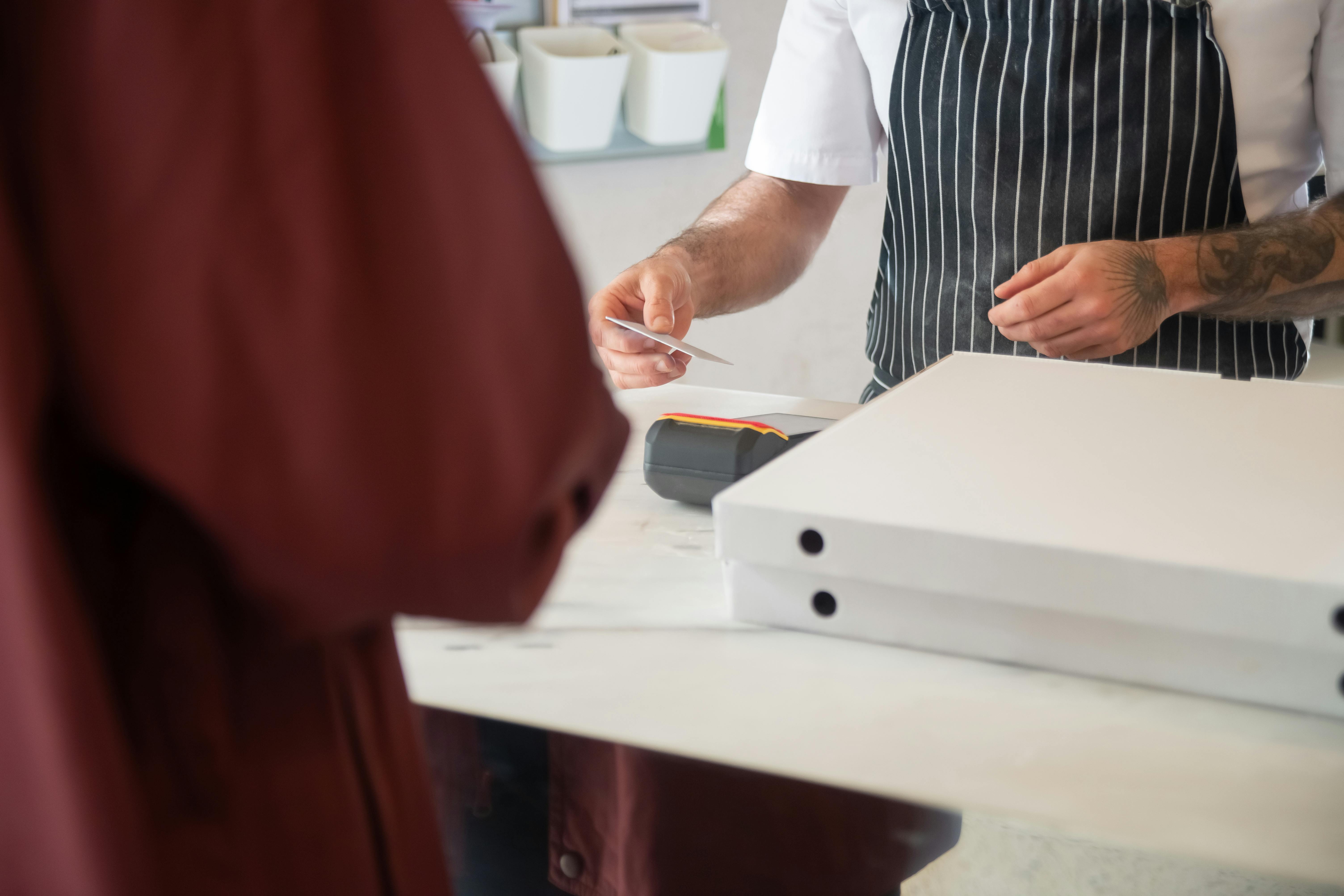 Para onde vai o dinheiro do seu restaurante? Erros pequenos que viram grandes prejuízos